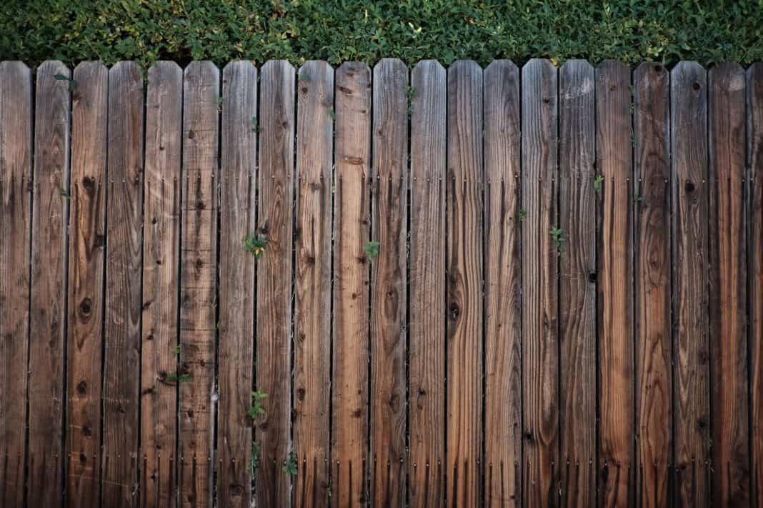 5 Ways to Help Determine Which Fence is Yours Captain Patio