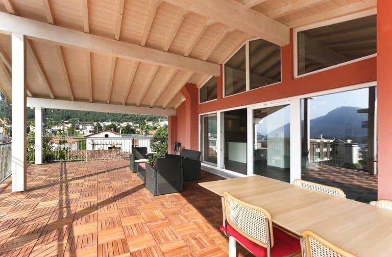 What's the Difference Between a Patio and a Veranda? Captain Patio