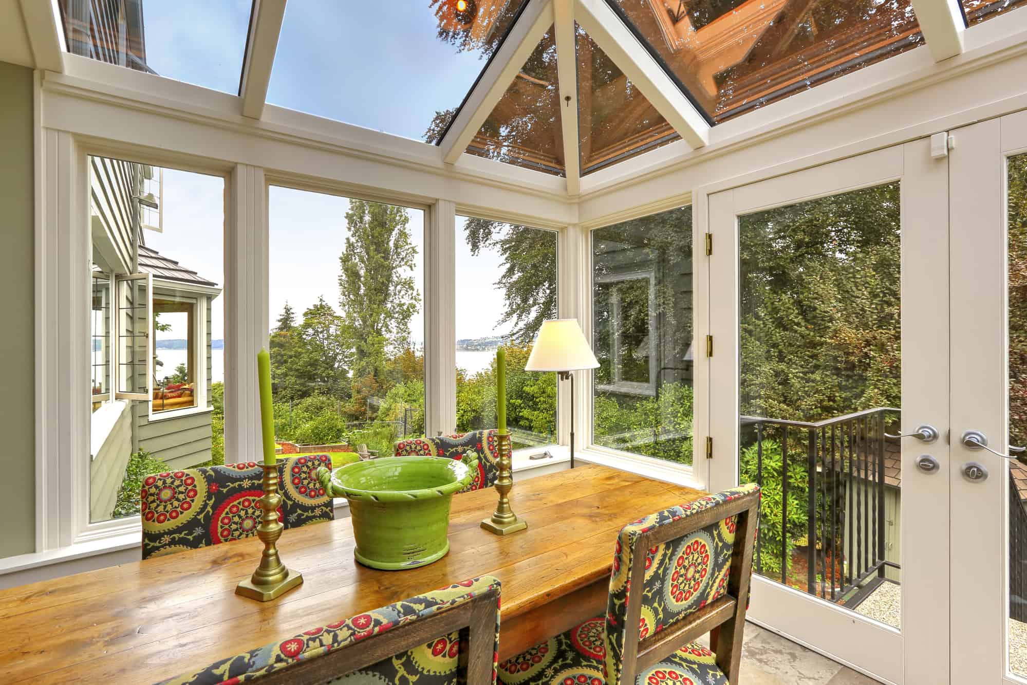 Sunroom Vs Screened Porch Showdown Captain Patio