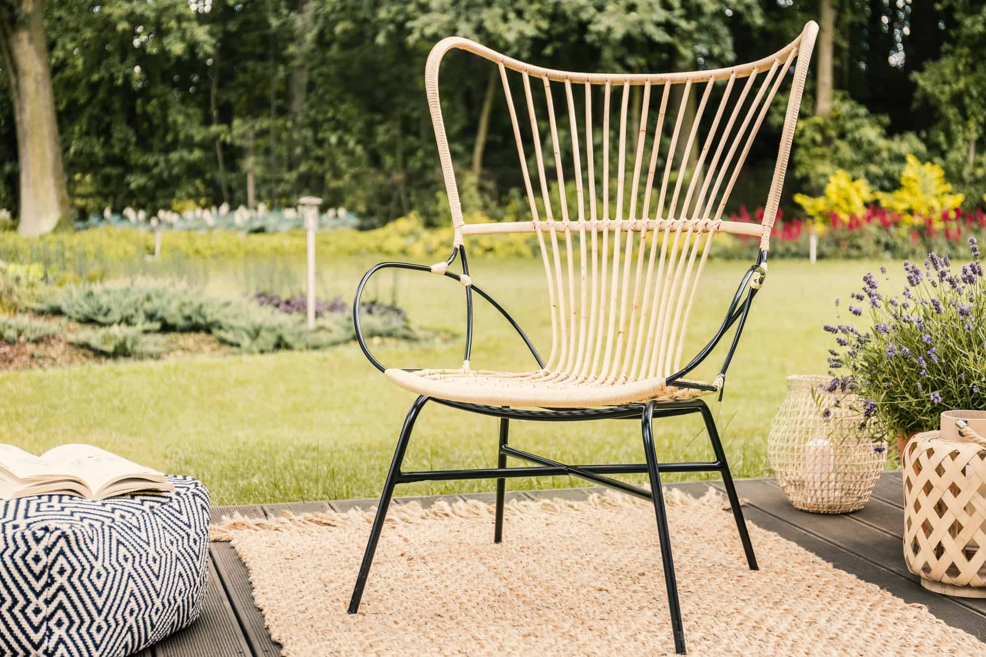 The Complete Guide to Choosing Outdoor Rugs