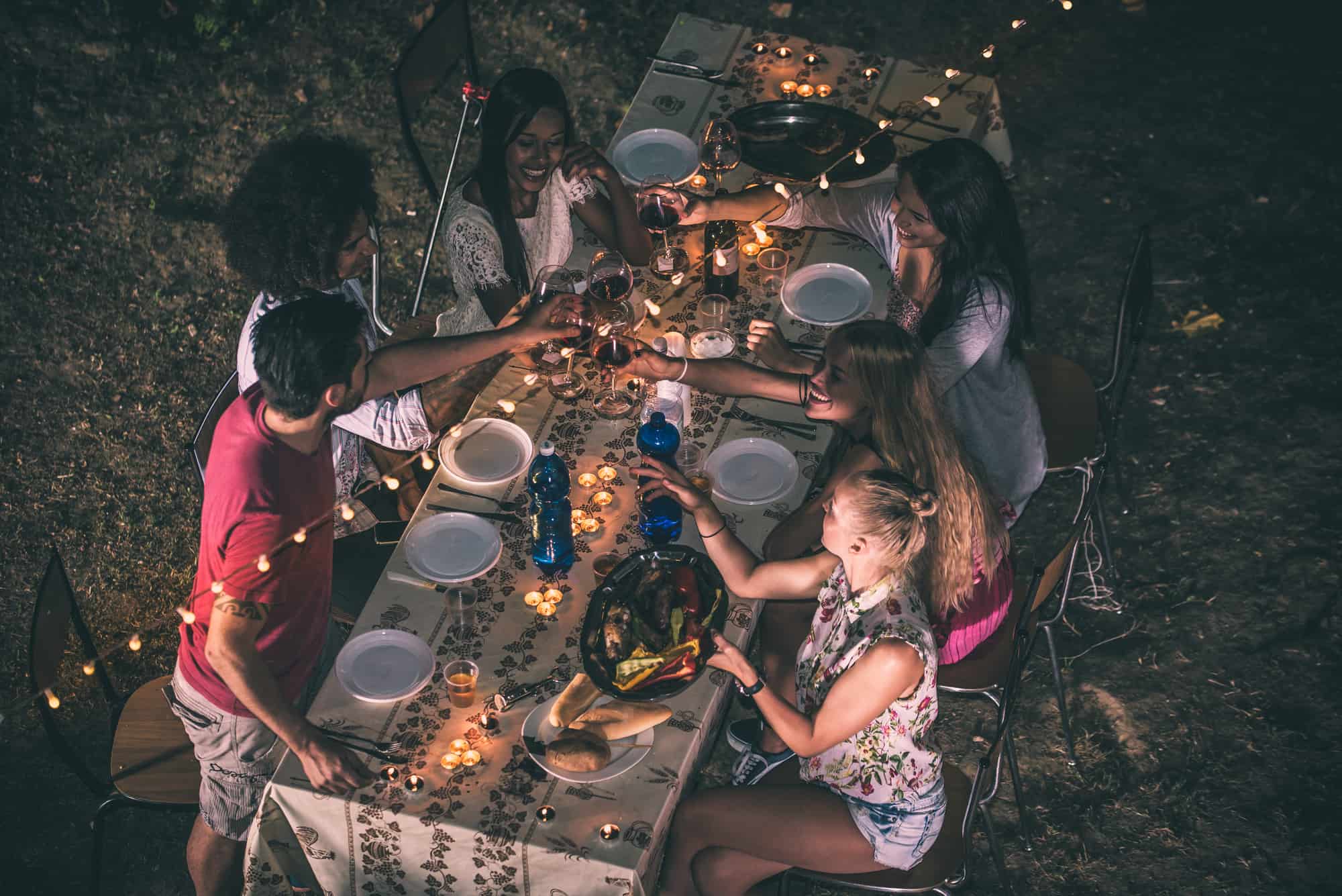 How to Light Up Your Backyard Without Using Electricity